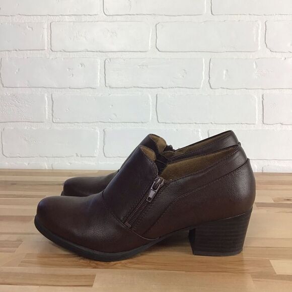 NATURAL Soul brown leather chunky heeled shoes round toe comfortable size 7.5 - Picture 15 of 15